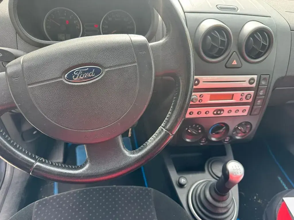 Gebraucht Ford Fusion 80 PS (58 kW) 2005 Blau Kleinwagen