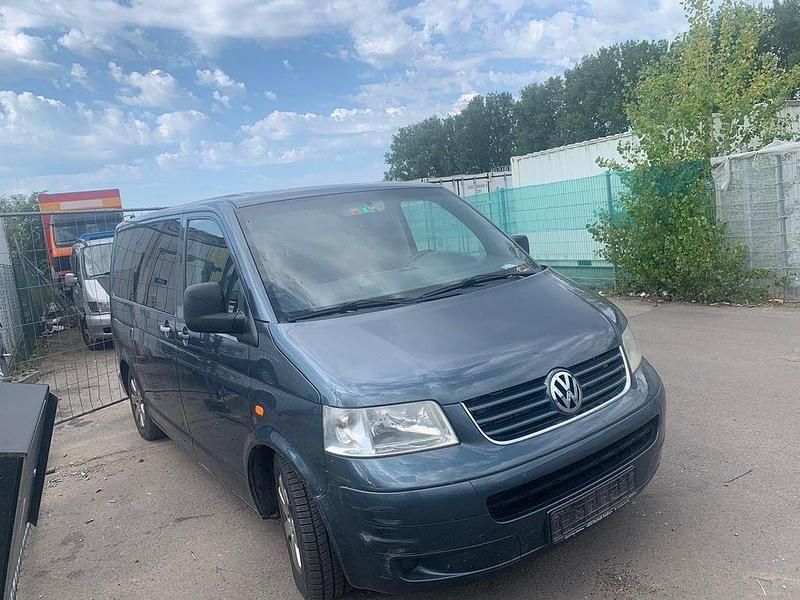 Gebraucht VW T5 131 PS (96 kW) 2005 Schwarz Van