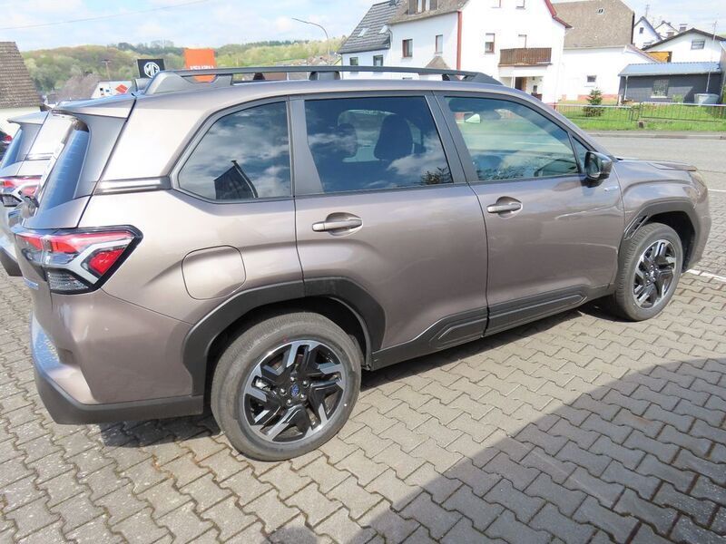 Gebraucht Subaru Forester 136 PS (100 kW) 2025 Beige SUV