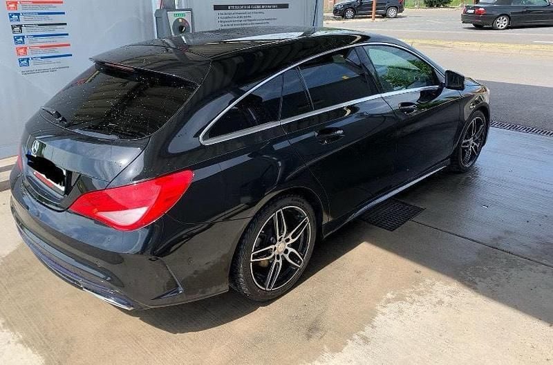 Gebraucht Mercedes CLA220 AMG line 177 PS (130 kW) 2016 Schwarz Limousine