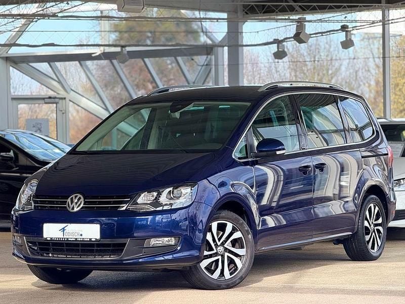 Gebraucht VW Sharan Active 150 PS (110 kW) 2022 Blau Van / Kleinbus