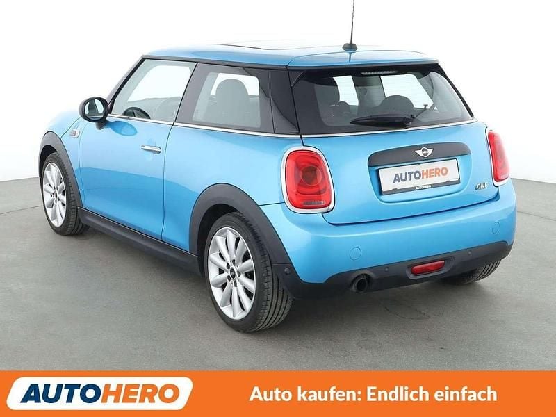 Used Mini ONE 102 HP (75 kW) 2016 Blue Hatchback