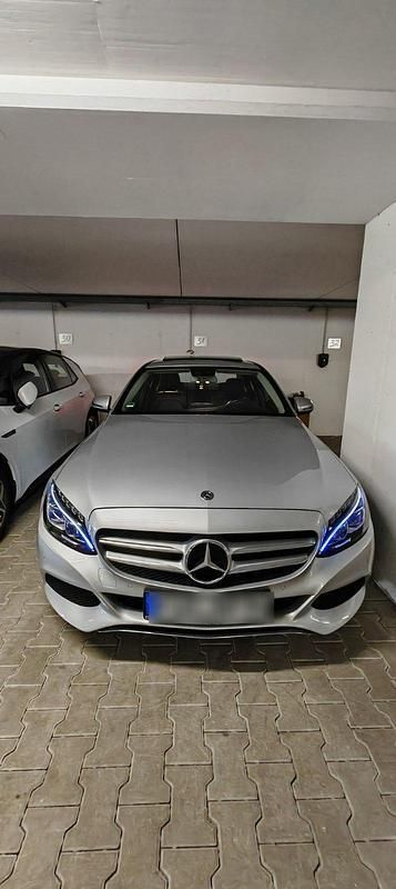 Silber Gebraucht 2018 Mercedes C200 Avantgarde Limousine | 22.500 € (Etwas zu teuer) - Bild 1/4