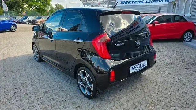 Gebraucht Kia Picanto Spirit 86 PS (63 kW) 2015 Schwarz Kleinwagen
