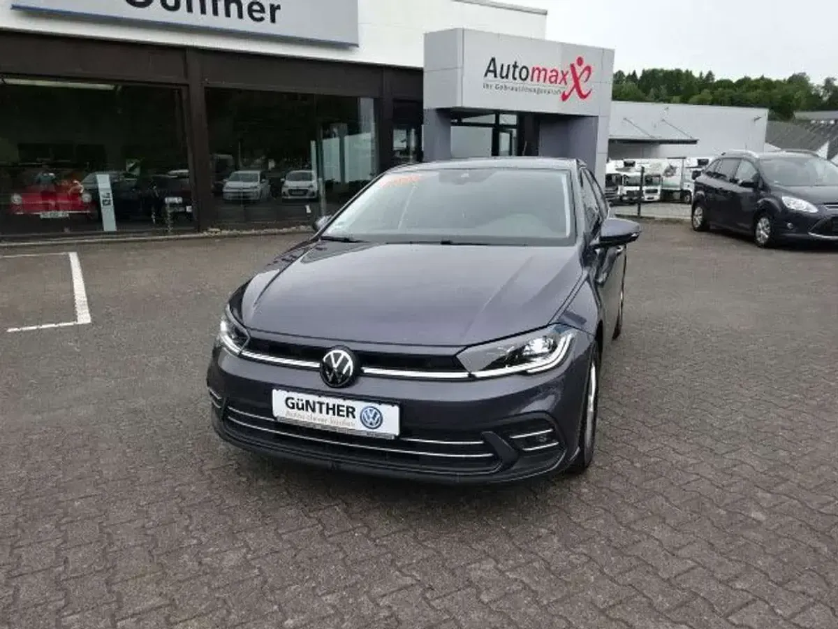 Gebraucht VW Polo Style 95 PS (69 kW) 2023 Grau Kleinwagen
