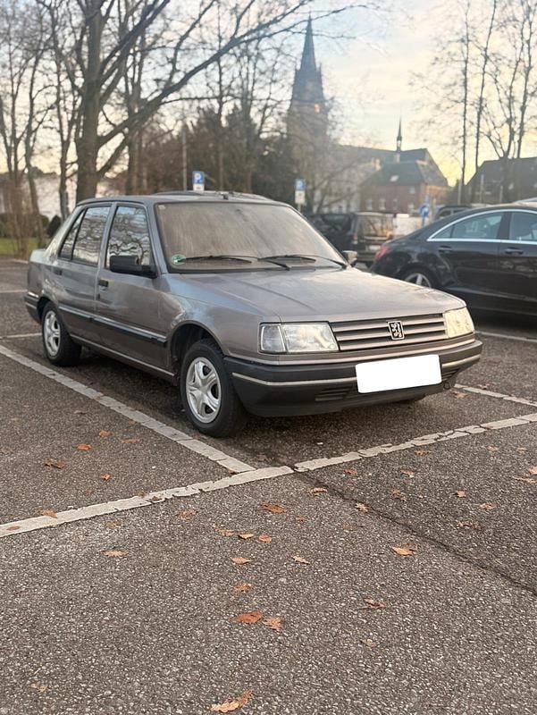Gebraucht Peugeot 309 90 PS (66 kW) 1990 Braun Kleinwagen