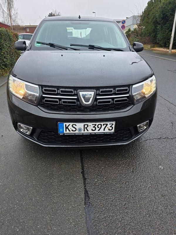 Gebraucht Dacia Sandero Essentiel 73 PS (53 kW) 2020 Schwarz Kleinwagen