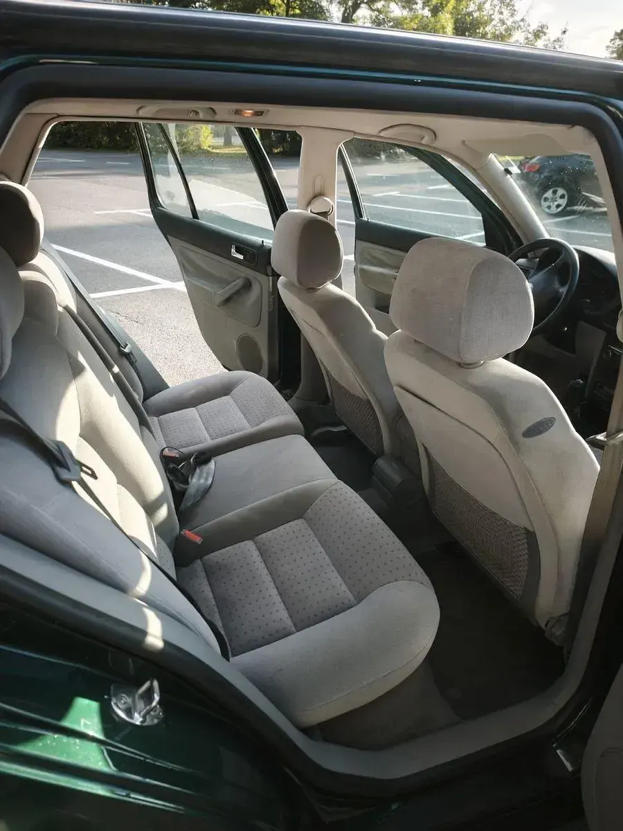 Gebraucht VW Golf III Basis 101 PS (74 kW) 1998 Grün Kleinwagen