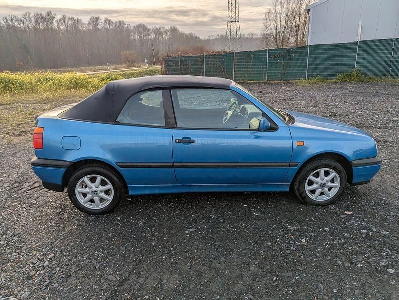 Gebraucht VW Golf Cabriolet 75 PS (55 kW) 1994 Blau Cabrio