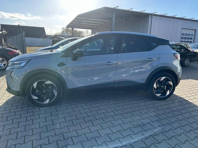 Gebraucht Renault Captur Techno 158 PS (116 kW) 2024 Grau SUV