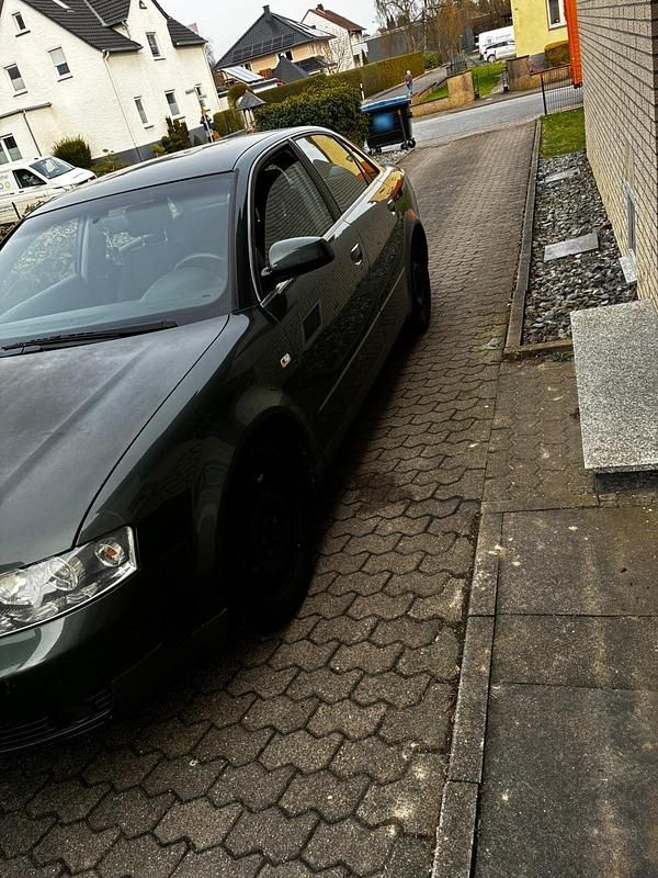 Gebraucht Audi A4 105 PS (77 kW) 2002 Grün Limousine