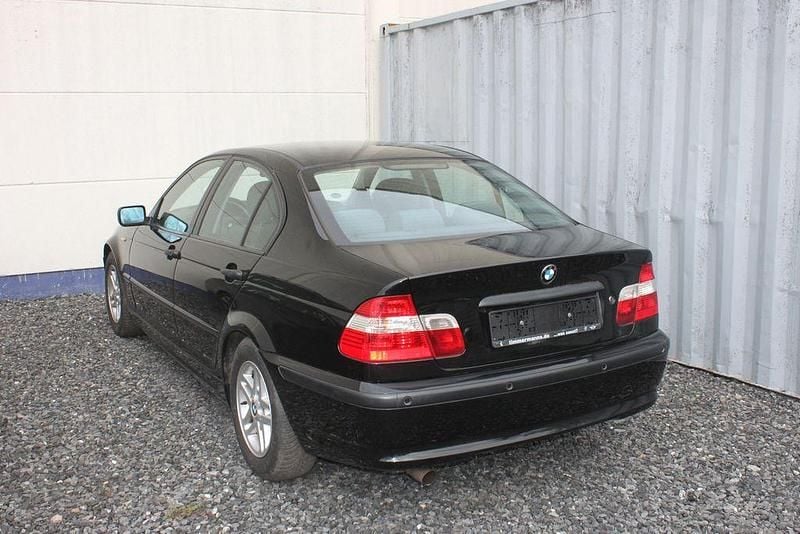 Gebraucht BMW 316 116 PS (85 kW) 2005 Andere farben Limousine