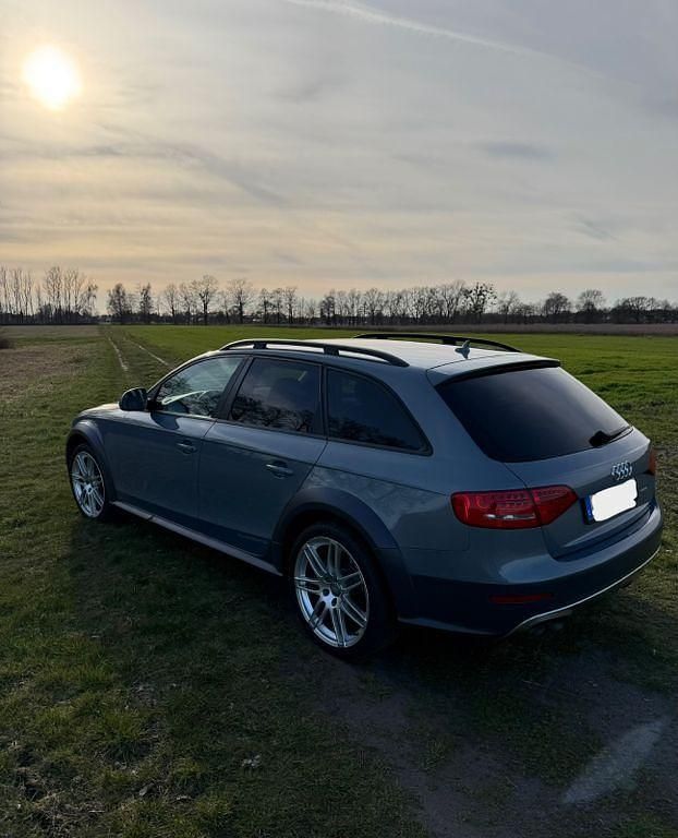 Gebraucht Audi A4 Allroad 170 PS (125 kW) 2010 Blau Kombi
