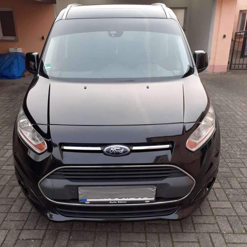 Schwarz Gebraucht 2014 Ford Tourneo Connect Titanium Van / Kleinbus | 6.900 € - Bild 1/4