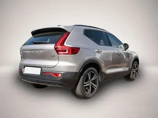 Gebraucht Volvo XC40 Plus 163 PS (119 kW) 2023 Grau SUV