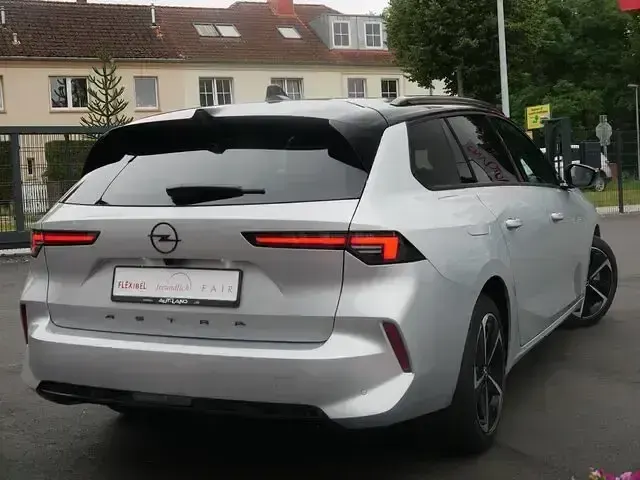 Neu Opel Astra 131 PS (96 kW) 2025 Andere Kleinwagen
