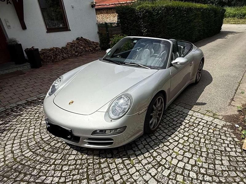 Silber Gebraucht 2007 Porsche 911 Carrera 4S Cabriolet Cabrio | 62.900 € (Etwas zu teuer) - Bild 1/4