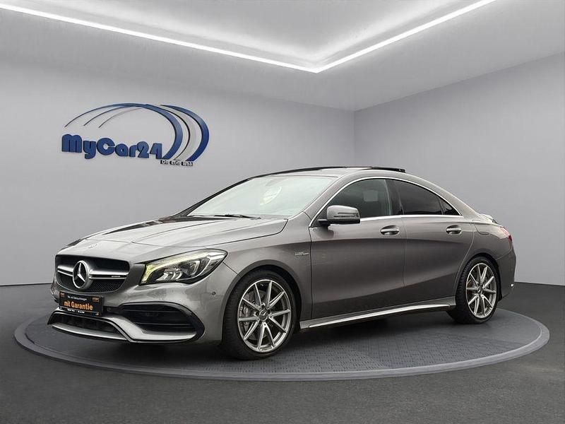 Grau Gebraucht 2017 Mercedes CLA45 AMG AMG Limousine | 29.399 € (Fairer Preis) - Bild 1/4