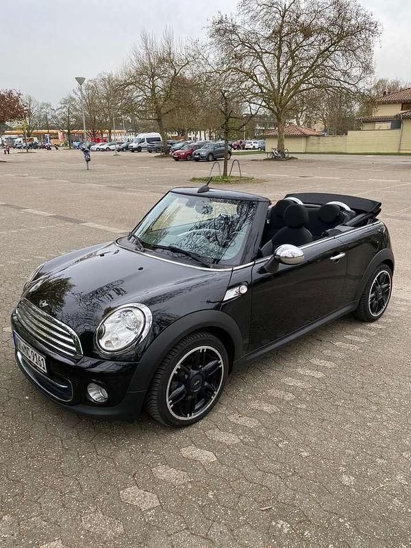 Usata Mini Cooper Cabriolet 122 CV (89 kW) 2013 Nero Cabrio