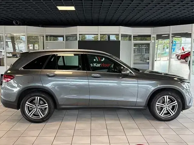 Gebraucht Mercedes GLC220 194 PS (142 kW) 2020 Grau SUV