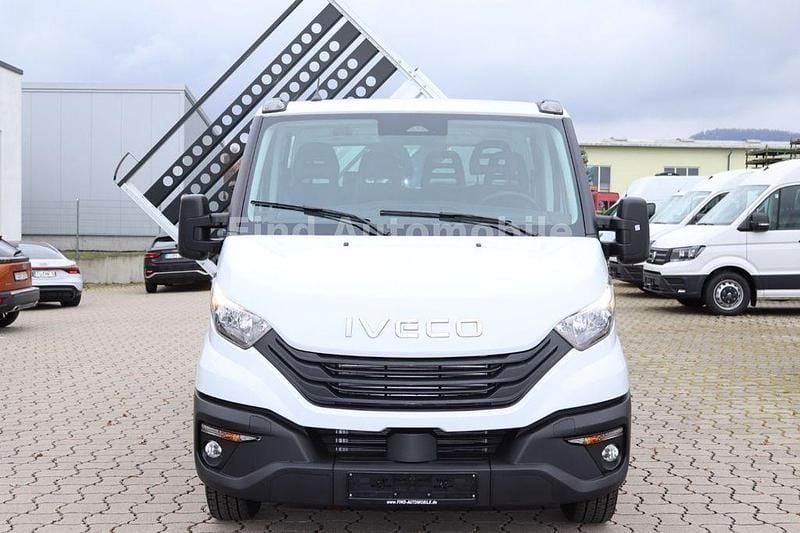Neu Iveco Daily 160 PS (117 kW) 2026 Weiß Limousine