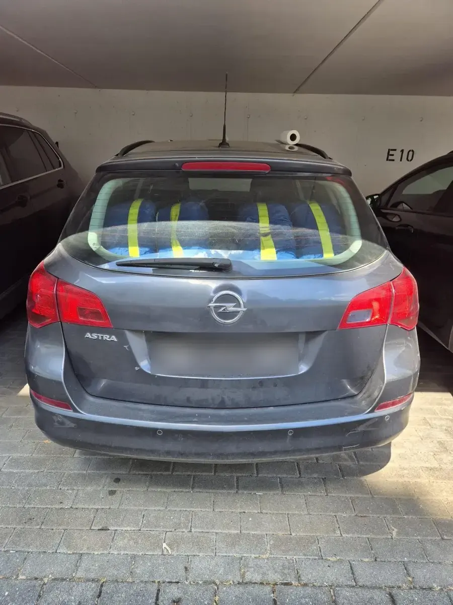Gebraucht Opel Astra 2010 Grau Kombi