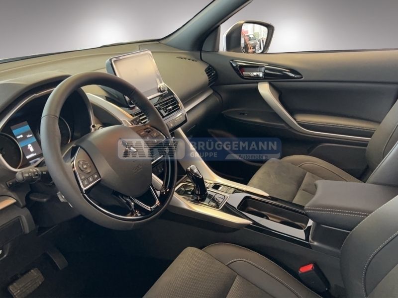 Rot Neu 2024 Mitsubishi Eclipse Cross Select SUV | 32.480 € - Bild 1/4