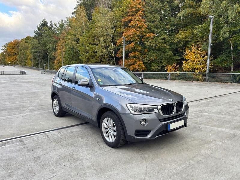 Grau Gebraucht 2015 BMW X3 SUV | 14.500 € (Guter Preis) - Bild 1/4