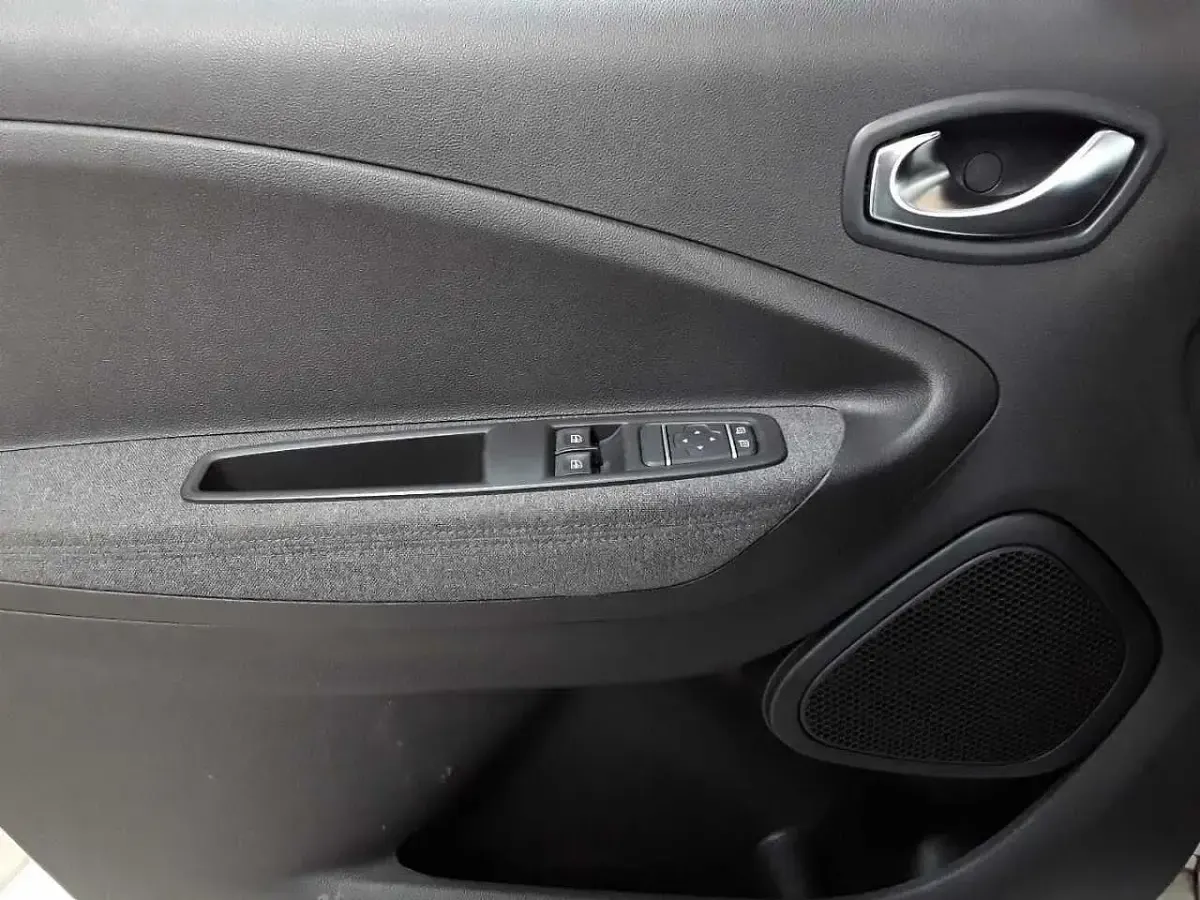 Gebraucht Renault Zoe Experience 79 kW (108 PS) 2022 Arktisweiß Kleinwagen
