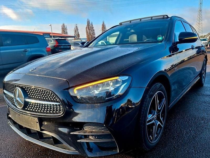 Gebraucht Mercedes E300 AMG line 306 PS (225 kW) 2020 Schwarz Limousine