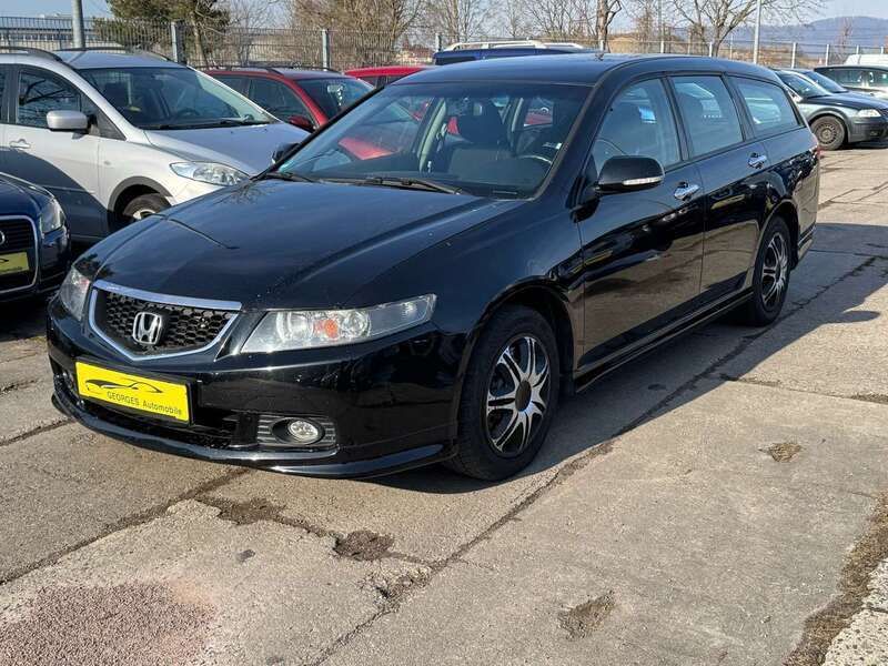 Schwarz Gebraucht 2004 Honda Accord Executive Kombi | 2.990 € (Fairer Preis) - Bild 1/4