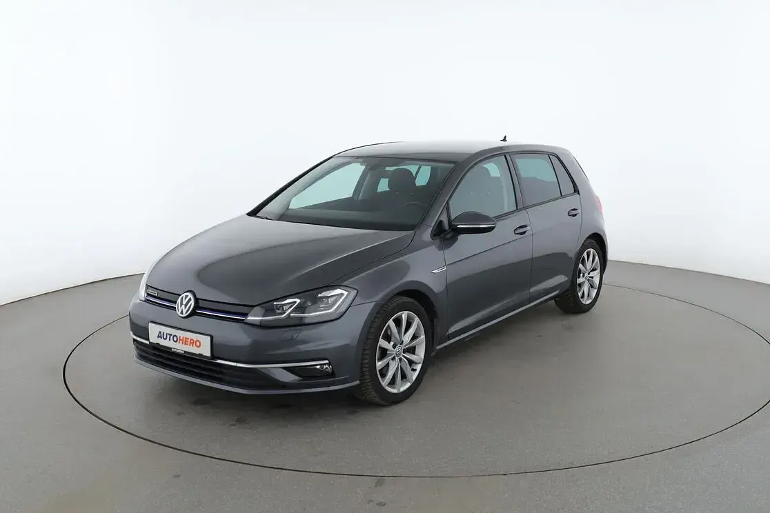 Gebraucht VW Golf VII Highline 131 PS (96 kW) 2018 Limousine