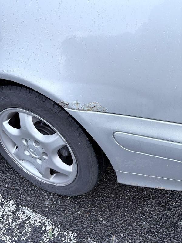 Gebraucht Mercedes CLK320 Avantgarde 218 PS (160 kW) 2000 Silber Coupé