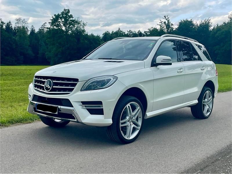 Gebraucht Mercedes ML350 258 PS (189 kW) 2014 Weiß SUV