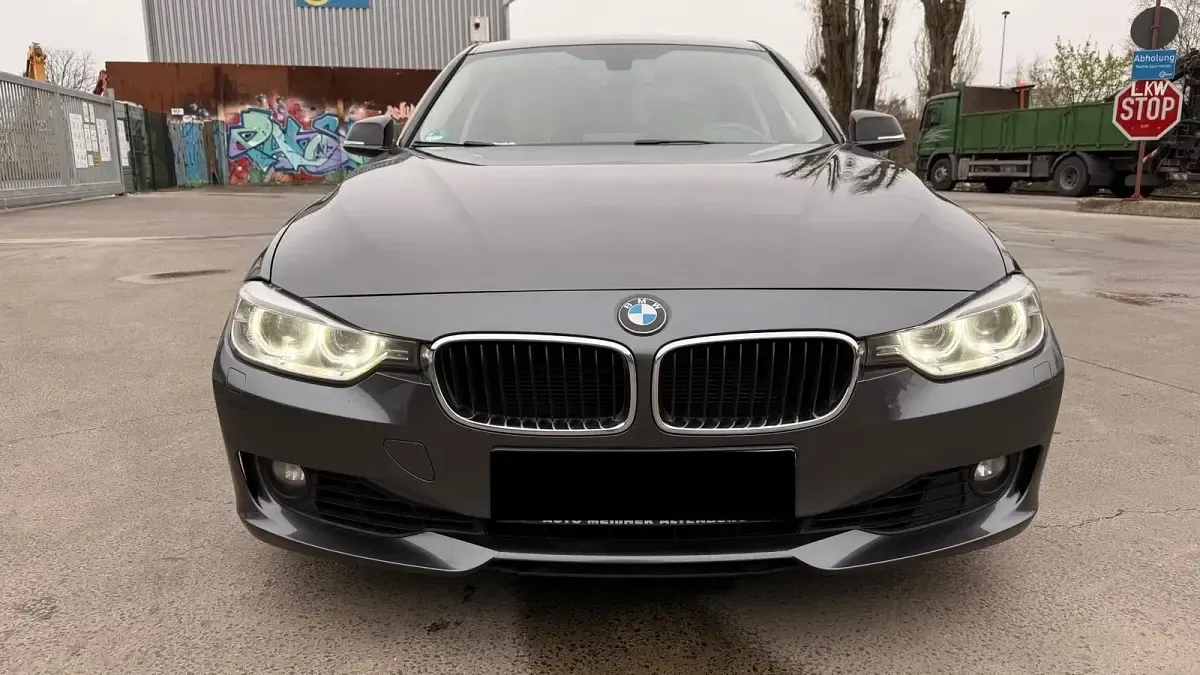 Gebraucht BMW 335 400 PS (294 kW) 2013 Grau Limousine