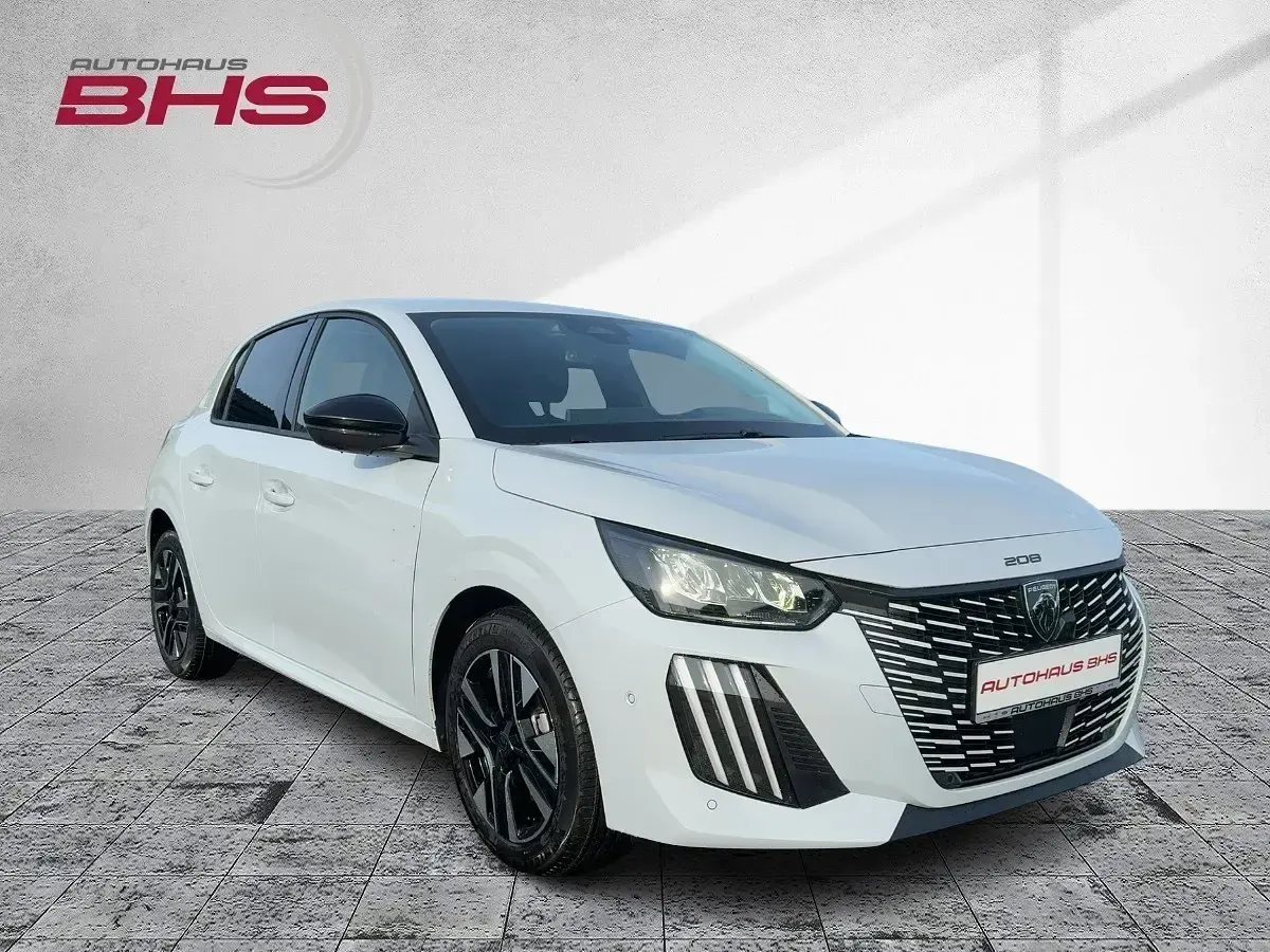 Neu Peugeot 208 Allure 101 PS (74 kW) 2026 Okenit weiß (weiß) Kleinwagen