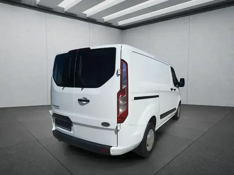 Second-hand Ford Transit Custom 105 CP (77 kW) 2023 Alb Berlinǎ