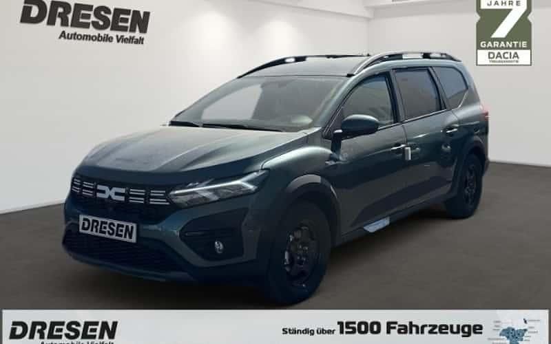 Gruen Gebraucht 2025 Dacia Jogger Expression Van / Kleinbus | 26.890 € (Fairer Preis) - Bild 1/4