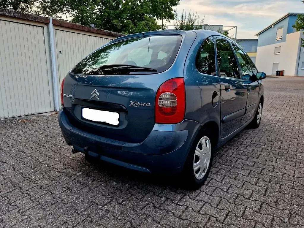Gebraucht Citroën Xsara Picasso 109 PS (80 kW) 2008 Grau Van / Kleinbus