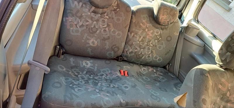 Gebraucht Renault Twingo 58 PS (42 kW) 2005 Silber Kleinwagen