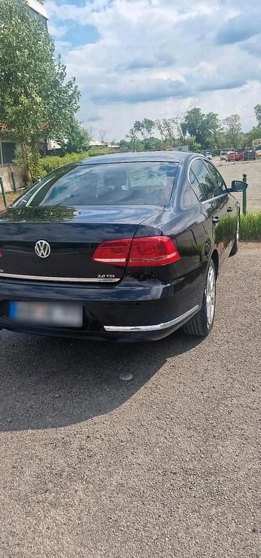 Usata VW Passat 140 CV (102 kW) 2012 Nero Berlina