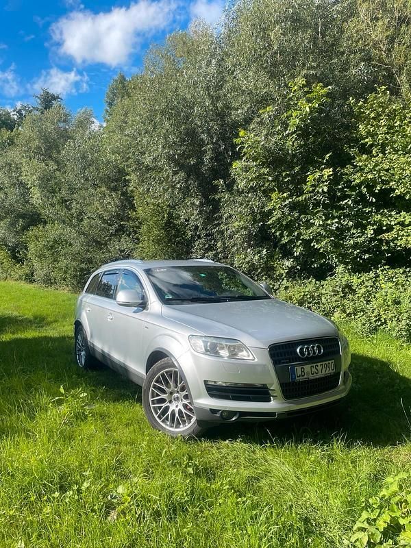 Silber Gebraucht 2008 Audi Q7 Comfort SUV | 8.000 € (Superpreis) - Bild 1/4