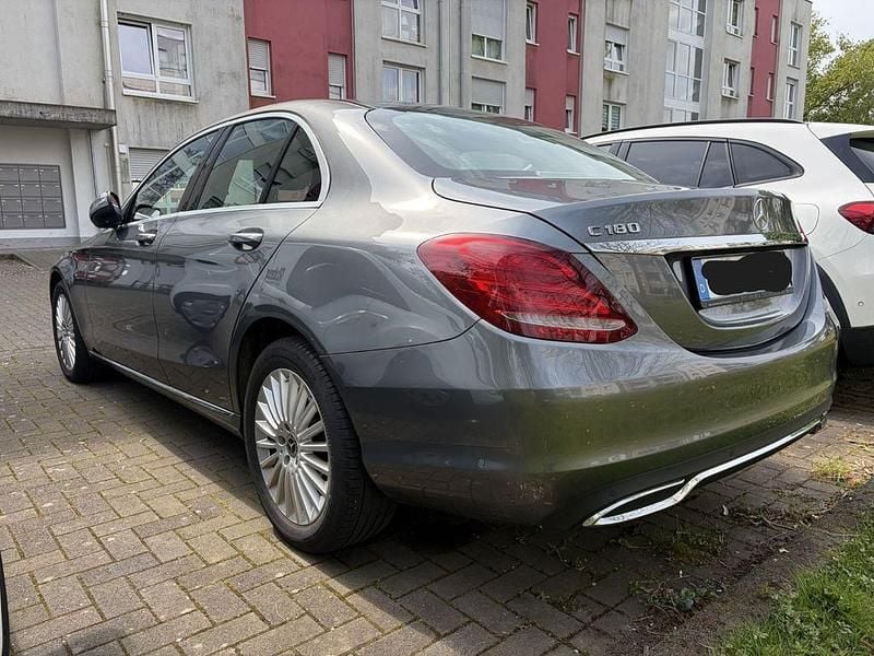 Second-hand Mercedes C180 156 CP (114 kW) 2018 Gri Berlinǎ