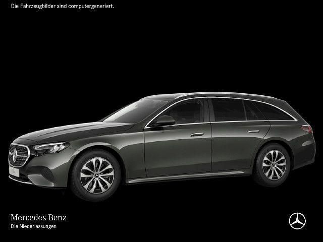 Grau Gebraucht 2024 Mercedes E220 Advanced Limousine | 42.980 € (Superpreis) - Bild 1/4