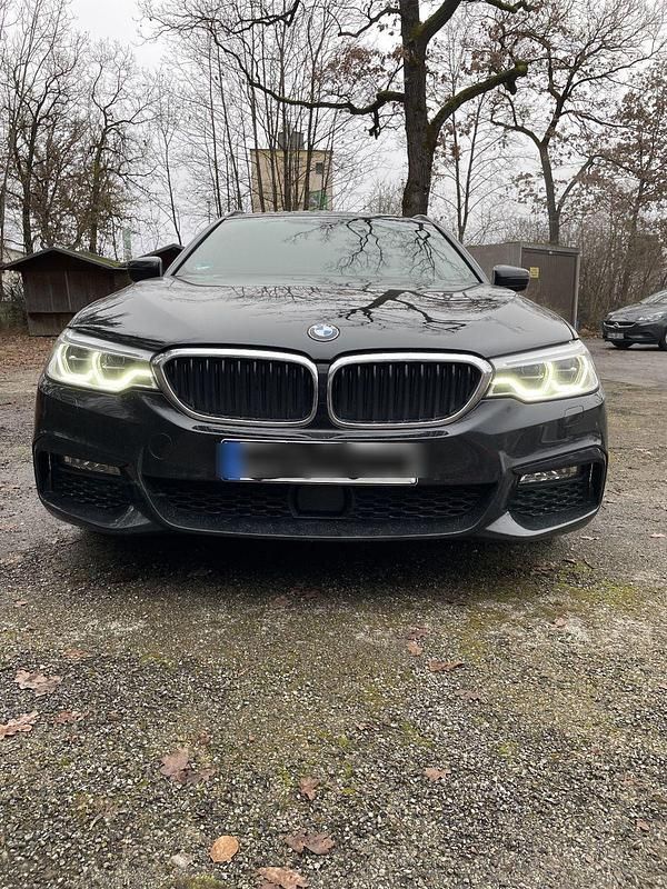 Gebraucht BMW 540 Performance 340 PS (250 kW) 2018 Schwarz Kombi