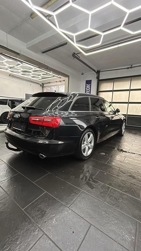 Gebraucht Audi A6 204 PS (150 kW) 2013 Schwarz Kombi