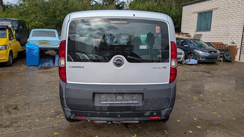 Gebraucht Opel Combo 120 PS (88 kW) 2015 Van / Kleinbus