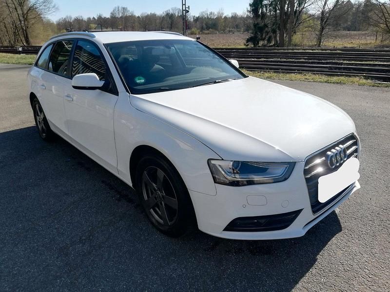 Second-hand Audi A4 142 CP (104 kW) 2013 Alb Break