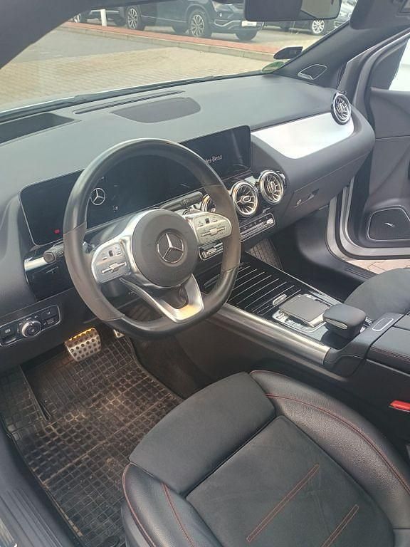 Gebraucht Mercedes B200 AMG 150 PS (110 kW) 2018 Silber Van / Kleinbus