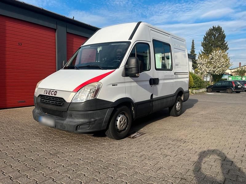 Gebraucht Iveco Daily 170 PS (125 kW) 2012 Weiß Van / Kleinbus